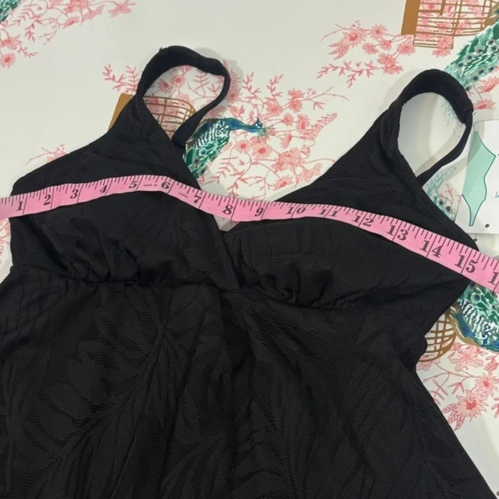 Swim Solutions Black V-Neck Flyaway Women's Tummy-Control Swim‎ swimsuit Dress 8 - Picture 10 of 11